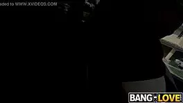 Eliana Rose，低调怪咖，在公交车上猛骑