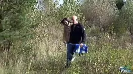 watch this outdoor wild fuck with brunette slut deepthroating big cock and getting oral