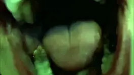 性感怀孕18+少女吞精并挑逗你