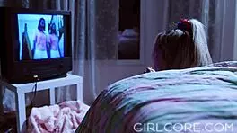 Gia Paige begs Alina Lopez for deep inner touch