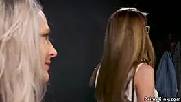 黑人大屌老板肛交熟女员工和18岁少女