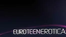 all natural teen peachy feels intense orgasm on toy