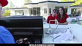 Stepfamily Threesome Fourth Of July Teen Stepsister Jennifer Jacobs And Milf Stepmom Ariella Ferrera Fuck New Stepbrother