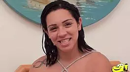 A Minha Vizinha Chamou A Amiga Do Apartamento Do Lado E Gravei As Duas Em Casa - Monique Souza - Catherine Rossetti!