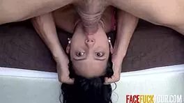 Face Fuck Fun with Latina Girlfriend in Christmas Quarantine