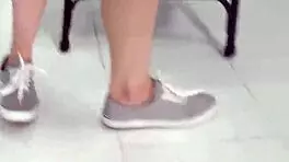 Blonde teen 18+ager sucks big pole like a pro