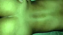 morena le gusta estar desnuda en su habitacion hermanastro cachondo se mete a la habitacion de su hermanastra mientras ella descansa la cojo duro y profundo de perrito