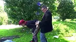 das geile fickloch von nebenan gets assfucked in public outdoor hardcore 😈