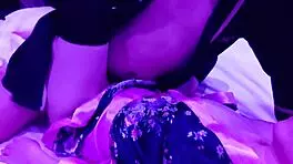 Amateur girlfriend in kimono cosplay gets kissed and licked on the bed.