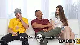 Daddy4k 高挑长腿激情让我上瘾