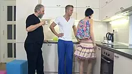 old dude fucks juicy mature cookie with shaved pussy orgasm 😏