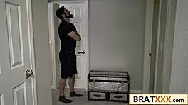 Crazy Little 18+ Anime Cosplayer Fucked To Get A Ride To Comic-Con