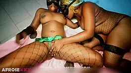 hey, african mom showing daughter how to get it on! 😍