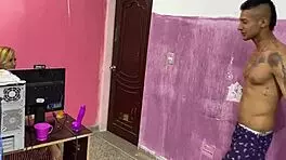 me encanta mucho ser cogida por el ano y despues chupar esa verga with big tits and latina ass