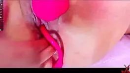 These Lesbians Lick and Squirt with Intense Pleasure Together