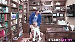 传教士位狂干超小个眼镜少女18+