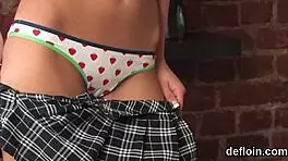 Erotic cutie, are you ready to gape and lose your virginity?