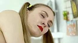 Solo brunette teen 18+ fingers wet pussy in stunning 4K - wow!