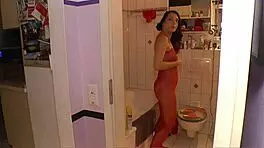 deutsche 18 j�hrige amateur teen 18+ deepthroats and fucks without condom