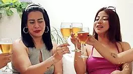 lesbianas, let's have group sex with kissing dancing curvy big ass licking bent over scissoring pornstars kyle ellish celeste alba linda clauss gamora ann rides