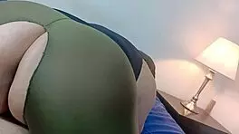 Fucking curvy Latina stepmother in leggings