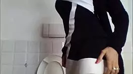 So Hot This Wonderful But Rude Girl Pees Everywhere