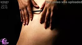 look at my 18yo ass bouncing on this dildo!