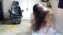 Me Salto La Pared Del Patio Trasero De Mi Vecina Mientras El Cornudo Trabaja Me FOLLO A Su Esposa