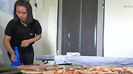 indian teen flashes cock during spa massage