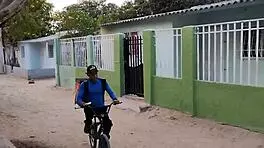 did the delivery guy fuck that chubby latina and make her deepthroat his monster cock?