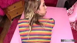 thought provoking young chick fingers and toys her cunt 😏