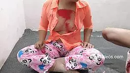 Damn! Desi girlfriend's pussy gets pounded hard in this Hindi Holi fucking video!