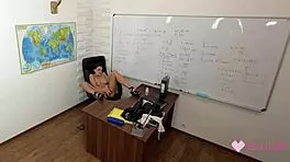 Hidden camera catches guard masturbating in reality