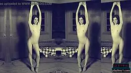 salena storm strips her petite body 😍