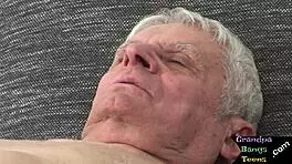 Dick licking teen 18+ slut wants old man