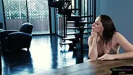 Teen Rimmed and Fingered by Les Stepmom in Wild Group Scene Wow!