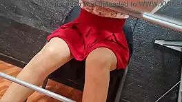 upskirt vendedora mexicana de seguros nataly se le ven los pelos