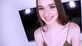 hazel moore just loves givin’ head to me