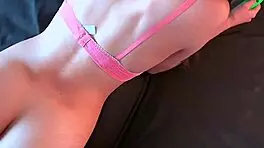 LINDA JOVENCITA GAMER MEXICANA ME COJO A MI HERMANASTRA POR EL CULO MIENTRAS JUEGA CON SU NINTENDO PARTE 1