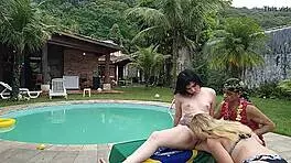 I'm branca de neve in mansion assfucking orgy