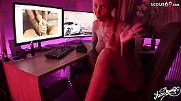 Deutsche amateurin anni angel rates your cock while masturbating