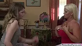 Milf Alura Fingering Scarlett's Pussy