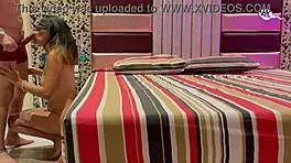 Valeria gritona arrecha quiere que la nalgueen