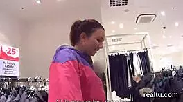 杰出捷克青少年在超市被诱惑，POV中被猛干