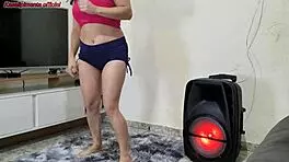 Minha Linda Enteada Dançando E Estou Obcecado Em Transar Com Ela Sem Camisinha