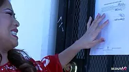 hey, wanna see this asian masseuse in pink stockings slammed by a fat cock client?