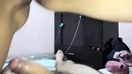 le acomodo el cuarto a mi marido y me coge con mi putishort de espaldas que rico