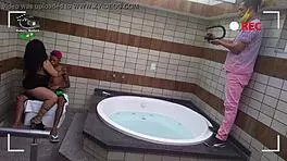 Making of coroa experiente fazendo cena com novinho cheio de tatuagem do pau grande wallif santos completo no xvideos red