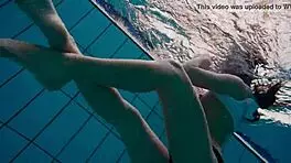 Horny teen gets naked and shows body 😍