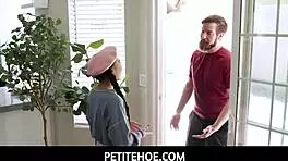 How does tiny 18+ neighbor Kimmy Kim fit it all?